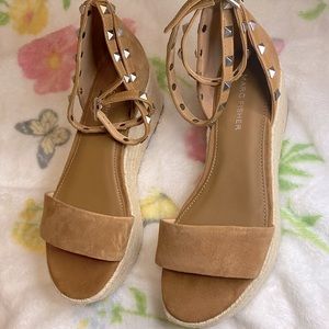 Marc Fisher espadrilles